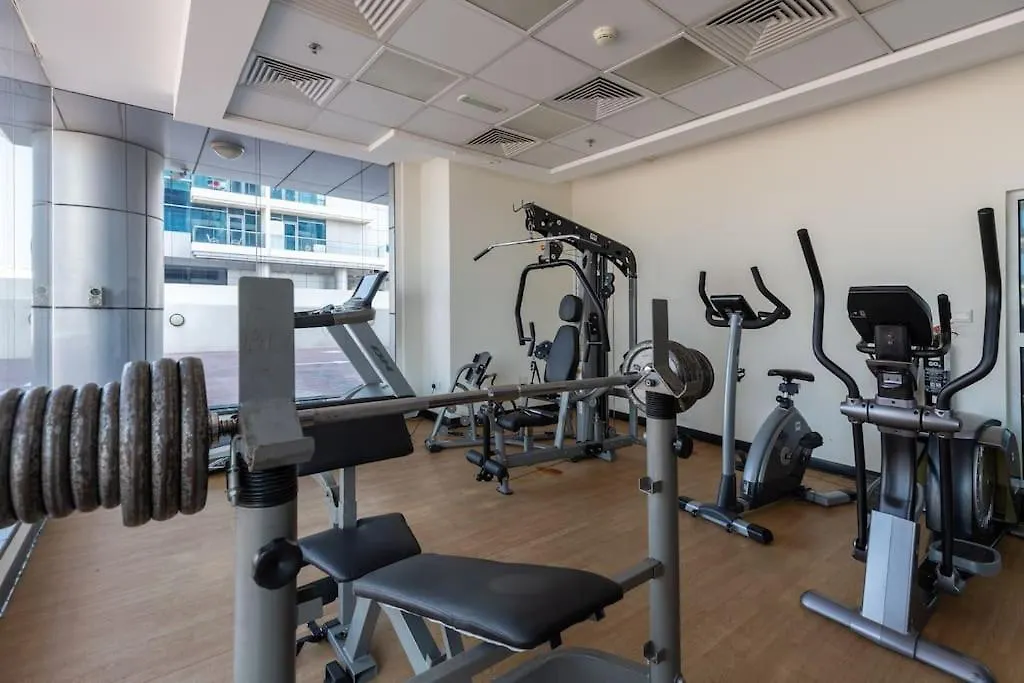 Waves Holiday Homes - Cozy & Fully Furnished Studio In Dubai Sports City